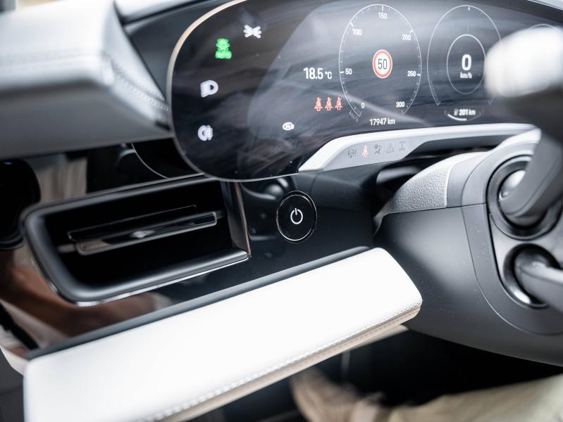 Voitures occasions PORSCHE Taycan Turbo Champagne-au-Mont-d'Or