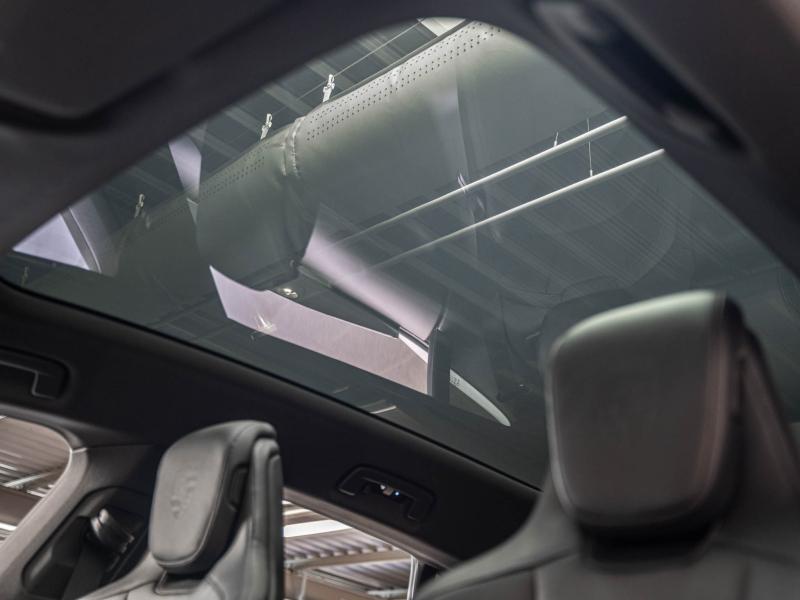 Voitures occasions PORSCHE Taycan 4S Champagne-au-Mont-d'Or