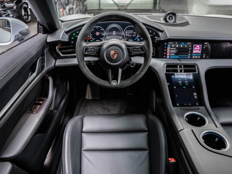 Voitures occasions PORSCHE Taycan 4S Champagne-au-Mont-d'Or