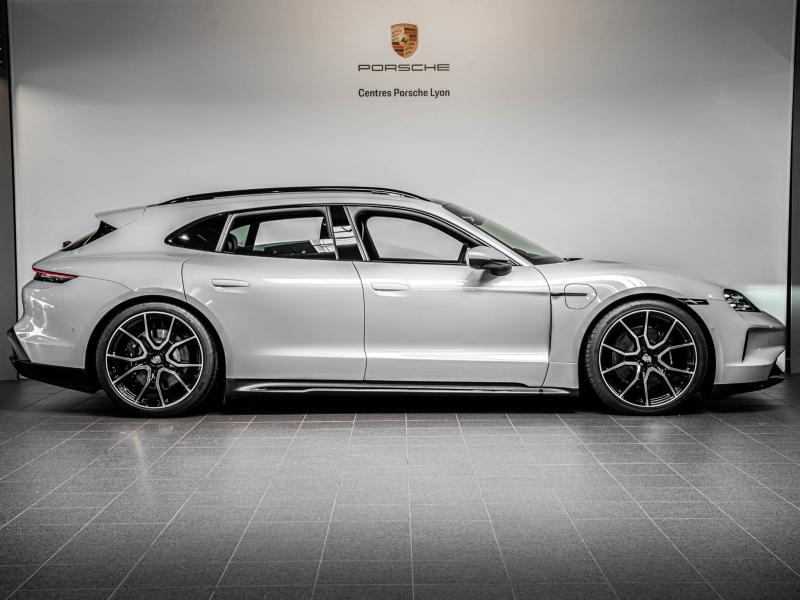 Voitures occasions PORSCHE Taycan 4S Champagne-au-Mont-d'Or