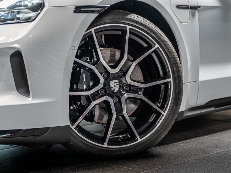 Voitures occasions PORSCHE Taycan 4S Champagne-au-Mont-d'Or