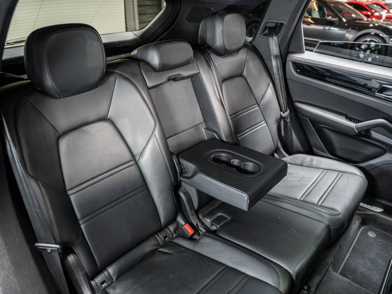 Voitures occasions PORSCHE CAYENNE E-Hybrid Champagne-au-Mont-d'Or
