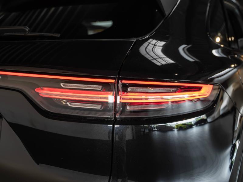 Voitures occasions PORSCHE CAYENNE E-Hybrid Champagne-au-Mont-d'Or