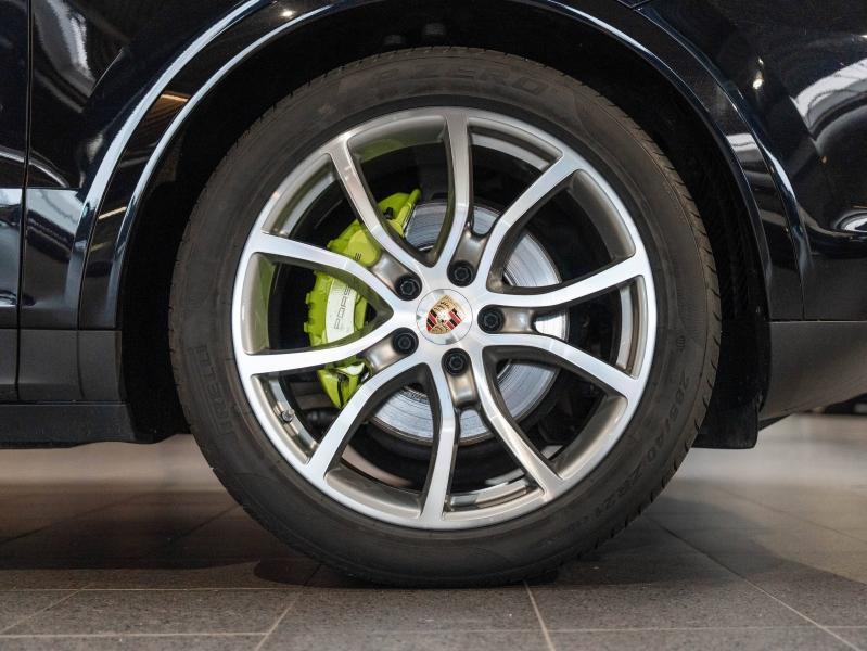 Voitures occasions PORSCHE CAYENNE E-Hybrid Champagne-au-Mont-d'Or