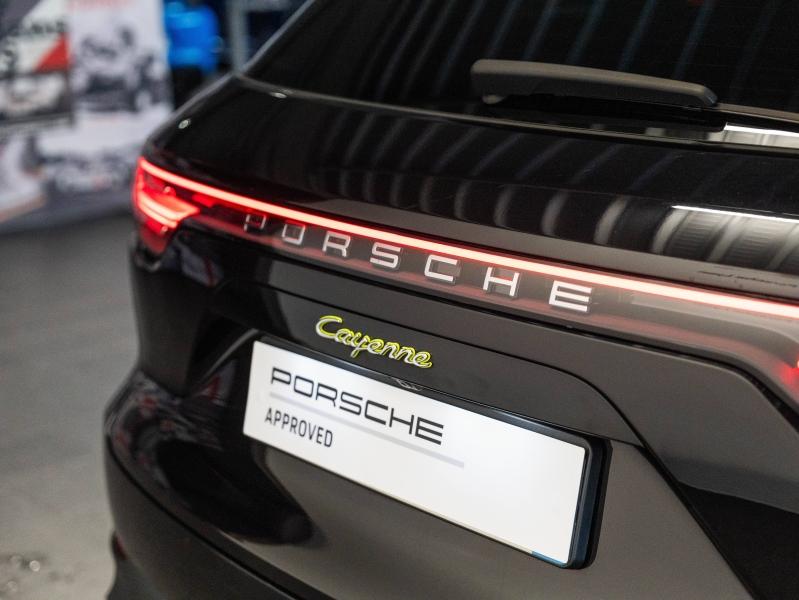 Voitures occasions PORSCHE CAYENNE E-Hybrid Champagne-au-Mont-d'Or