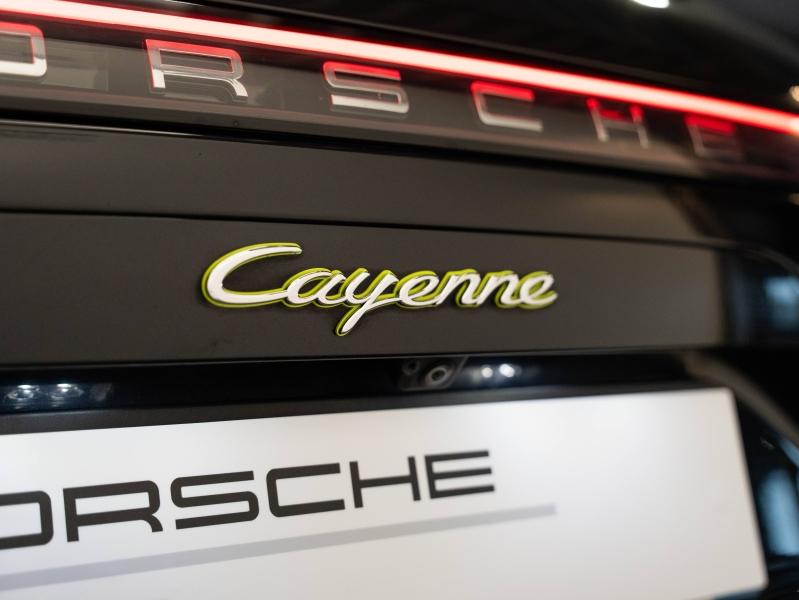 Voitures occasions PORSCHE CAYENNE E-Hybrid Champagne-au-Mont-d'Or