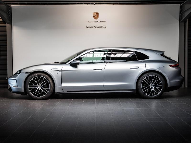 Voitures occasions PORSCHE Taycan Sport Turismo Base Champagne-au-Mont-d'Or