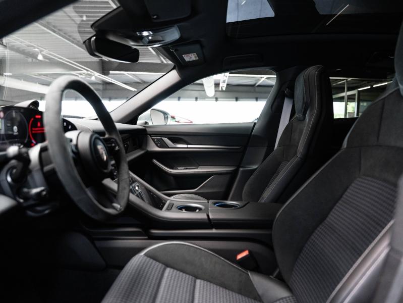 Voitures occasions PORSCHE Taycan Sport Turismo Base Champagne-au-Mont-d'Or