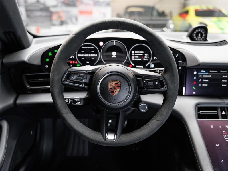 Voitures occasions PORSCHE Taycan Sport Turismo Base Champagne-au-Mont-d'Or