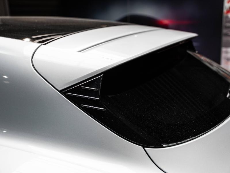 Voitures occasions PORSCHE Taycan Sport Turismo Base Champagne-au-Mont-d'Or