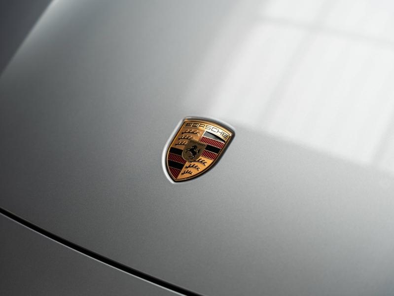 Voitures occasions PORSCHE Taycan Sport Turismo Base Champagne-au-Mont-d'Or