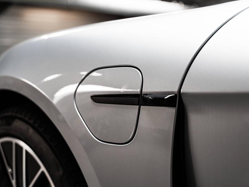 Voitures occasions PORSCHE Taycan Sport Turismo Base Champagne-au-Mont-d'Or