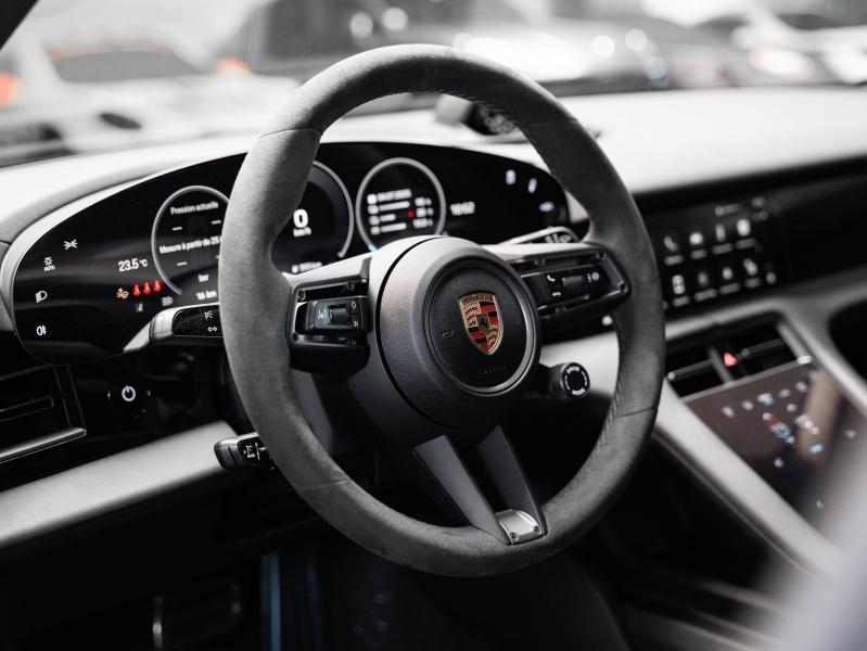 Voitures occasions PORSCHE Taycan Sport Turismo Base Champagne-au-Mont-d'Or