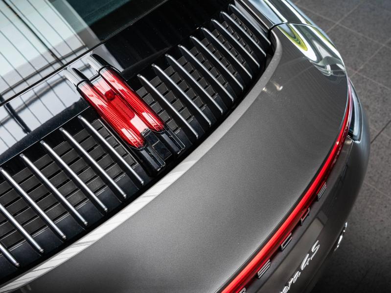 Voitures occasions PORSCHE 911 Coupe Carrera 4S Champagne-au-Mont-d'Or