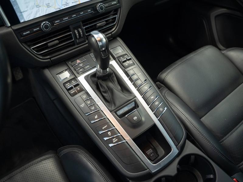 Voitures occasions PORSCHE MACAN S Champagne-au-Mont-d'Or