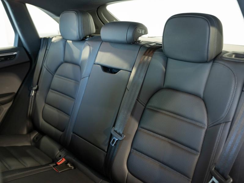 Voitures occasions PORSCHE MACAN S Champagne-au-Mont-d'Or