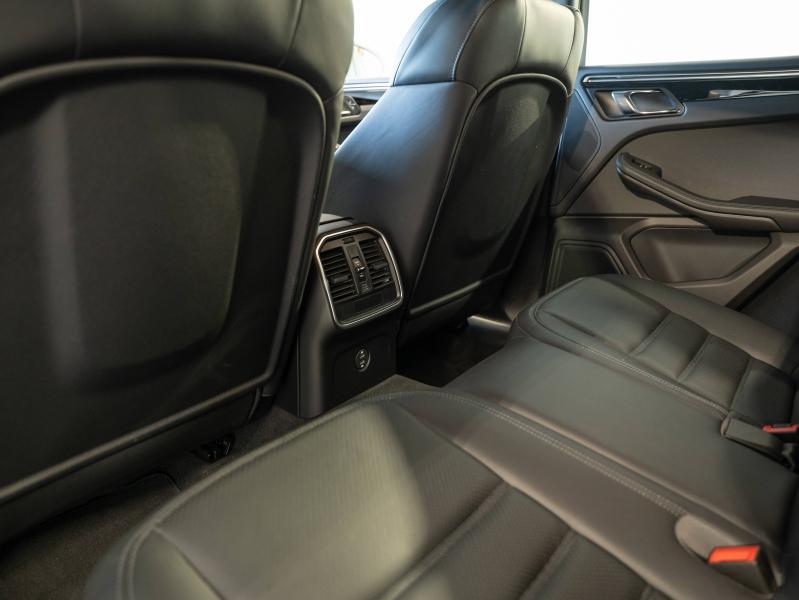 Voitures occasions PORSCHE MACAN S Champagne-au-Mont-d'Or