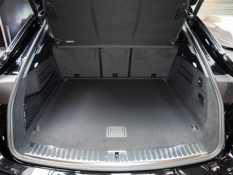 Voitures occasions PORSCHE Cayenne Coupe E-Hybrid Champagne-au-Mont-d'Or