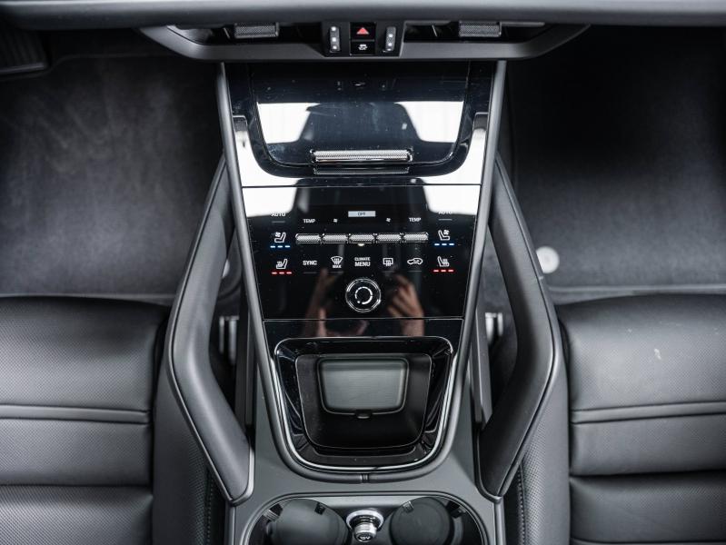 Voitures occasions PORSCHE Cayenne Coupe E-Hybrid Champagne-au-Mont-d'Or