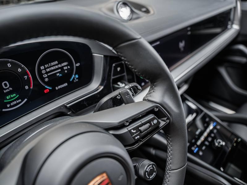 Voitures occasions PORSCHE Cayenne Coupe E-Hybrid Champagne-au-Mont-d'Or