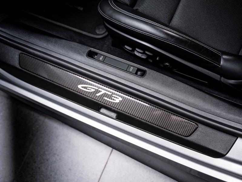 Voitures occasions PORSCHE 911 Coupe GT3 Champagne-au-Mont-d'Or