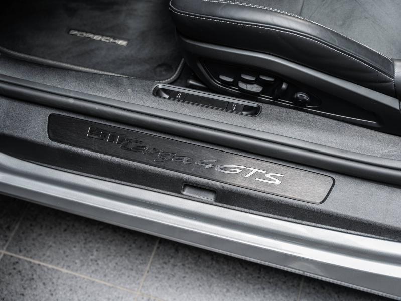 Voitures occasions PORSCHE 911 Targa Targa 4 GTS Champagne-au-Mont-d'Or