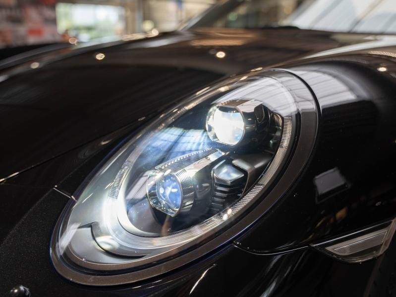 Voitures occasions PORSCHE 911 Cabriolet Carrera 4 GTS Champagne-au-Mont-d'Or