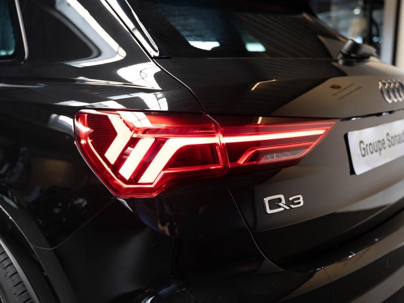 Voitures occasions Audi Q3 Base Champagne-au-Mont-d'Or