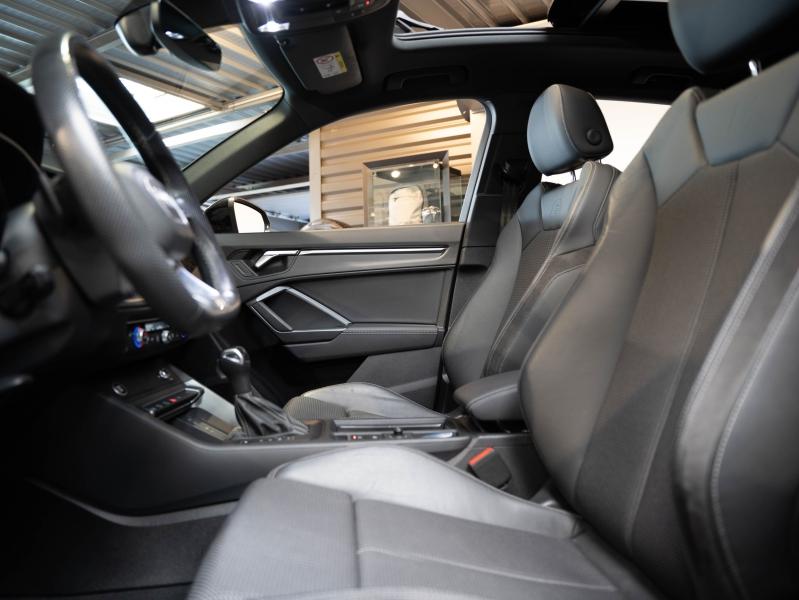 Voitures occasions Audi Q3 Base Champagne-au-Mont-d'Or