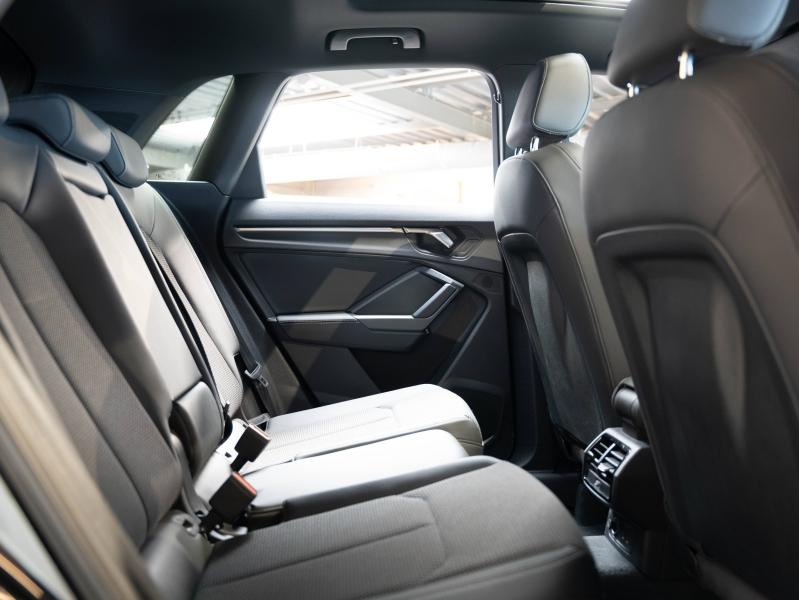 Voitures occasions Audi Q3 Base Champagne-au-Mont-d'Or