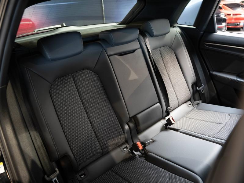 Voitures occasions Audi Q3 Base Champagne-au-Mont-d'Or