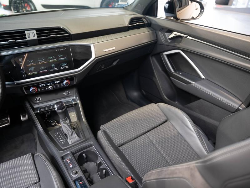 Voitures occasions Audi Q3 Base Champagne-au-Mont-d'Or