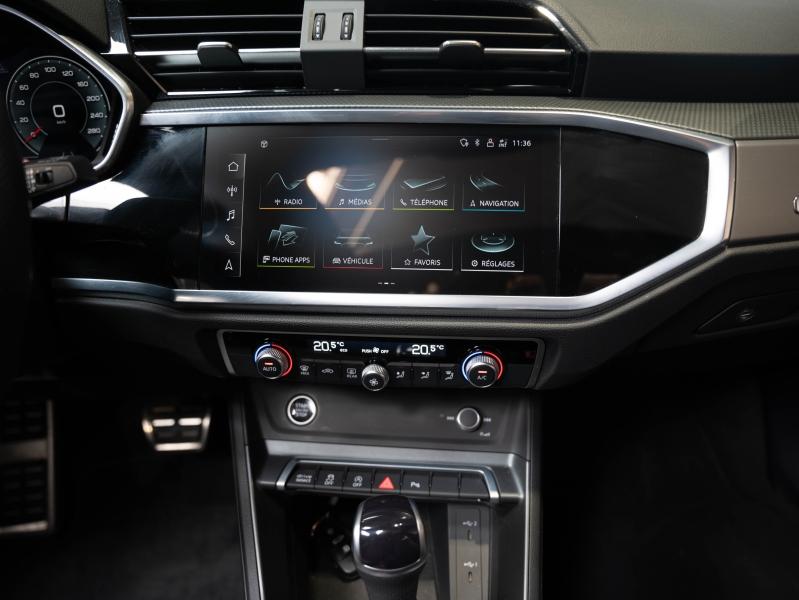 Voitures occasions Audi Q3 Base Champagne-au-Mont-d'Or