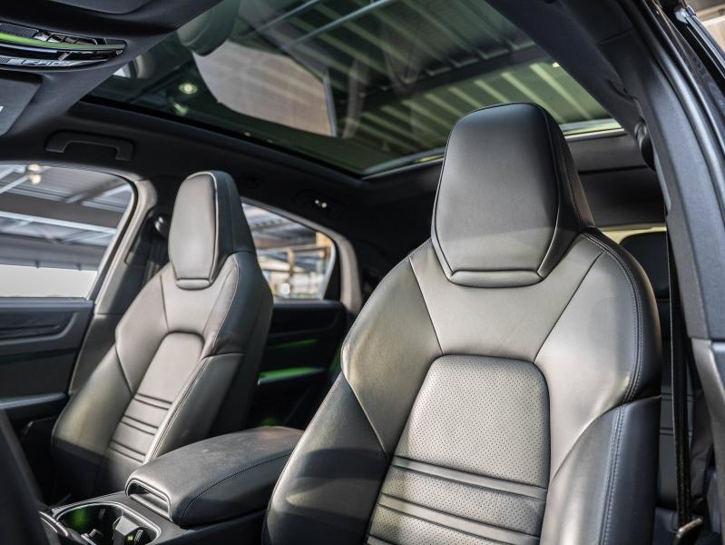 Voitures occasions PORSCHE Cayenne Coupe E-Hybrid Champagne-au-Mont-d'Or