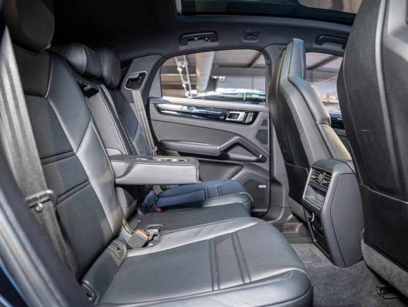 Voitures occasions PORSCHE Cayenne Coupe E-Hybrid Champagne-au-Mont-d'Or