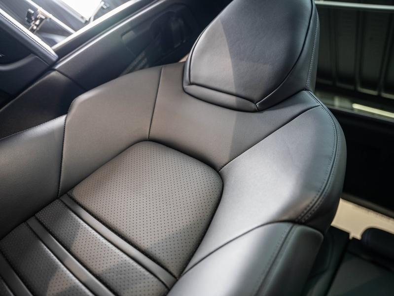 Voitures occasions PORSCHE Cayenne Coupe E-Hybrid Champagne-au-Mont-d'Or