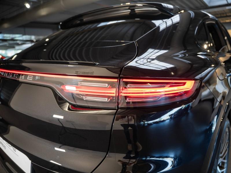 Voitures occasions PORSCHE Cayenne Coupe E-Hybrid Champagne-au-Mont-d'Or