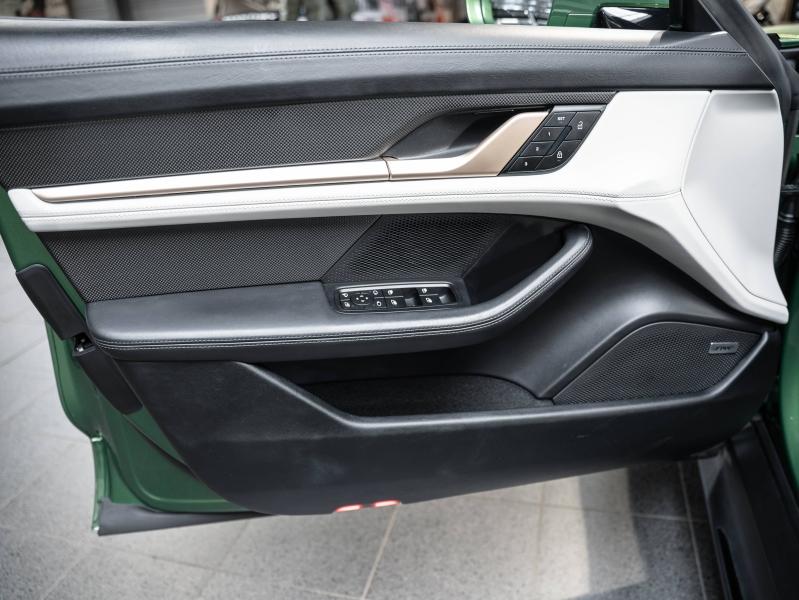 Voitures occasions PORSCHE Taycan Sport Turismo GTS Champagne-au-Mont-d'Or