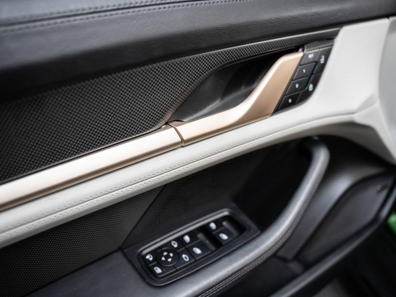 Voitures occasions PORSCHE Taycan Sport Turismo GTS Champagne-au-Mont-d'Or