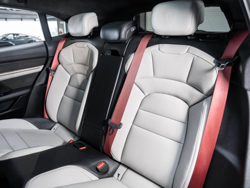 Voitures occasions PORSCHE Taycan Sport Turismo GTS Champagne-au-Mont-d'Or