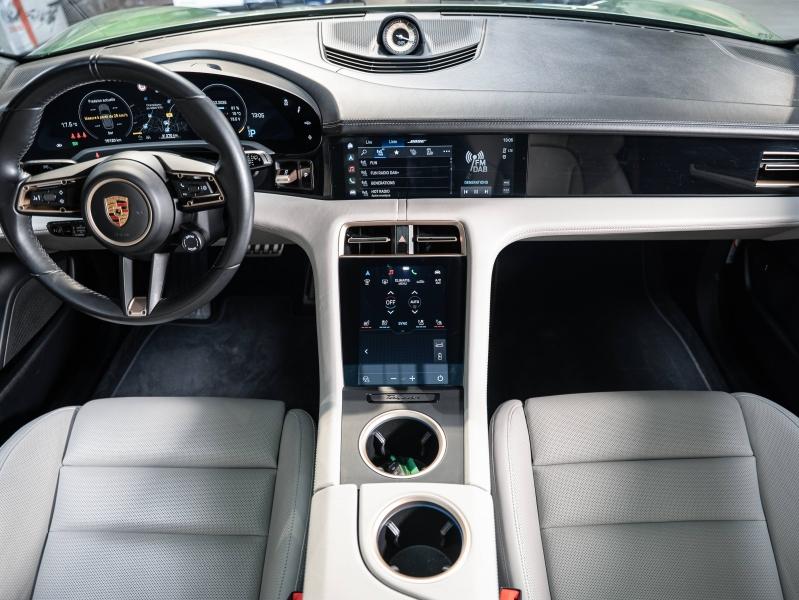 Voitures occasions PORSCHE Taycan Sport Turismo GTS Champagne-au-Mont-d'Or