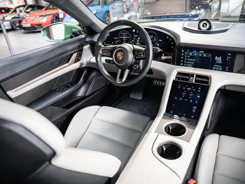 Voitures occasions PORSCHE Taycan Sport Turismo GTS Champagne-au-Mont-d'Or