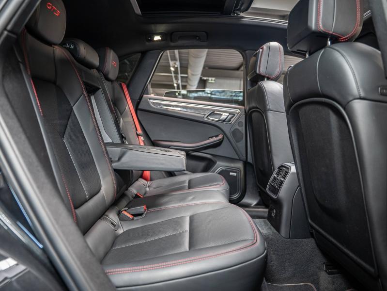 Voitures occasions PORSCHE MACAN GTS Champagne-au-Mont-d'Or