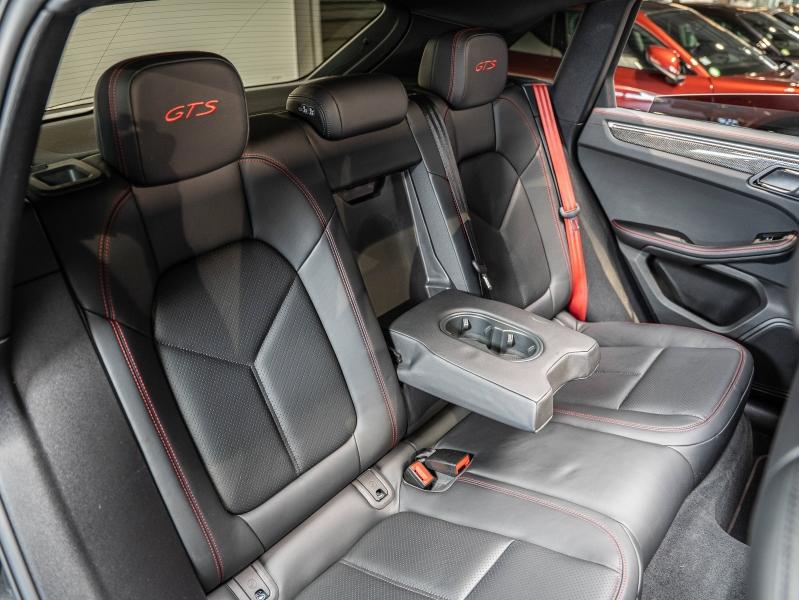 Voitures occasions PORSCHE MACAN GTS Champagne-au-Mont-d'Or