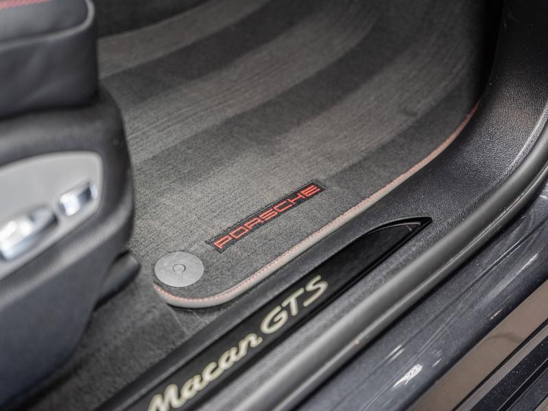 Voitures occasions PORSCHE MACAN GTS Champagne-au-Mont-d'Or