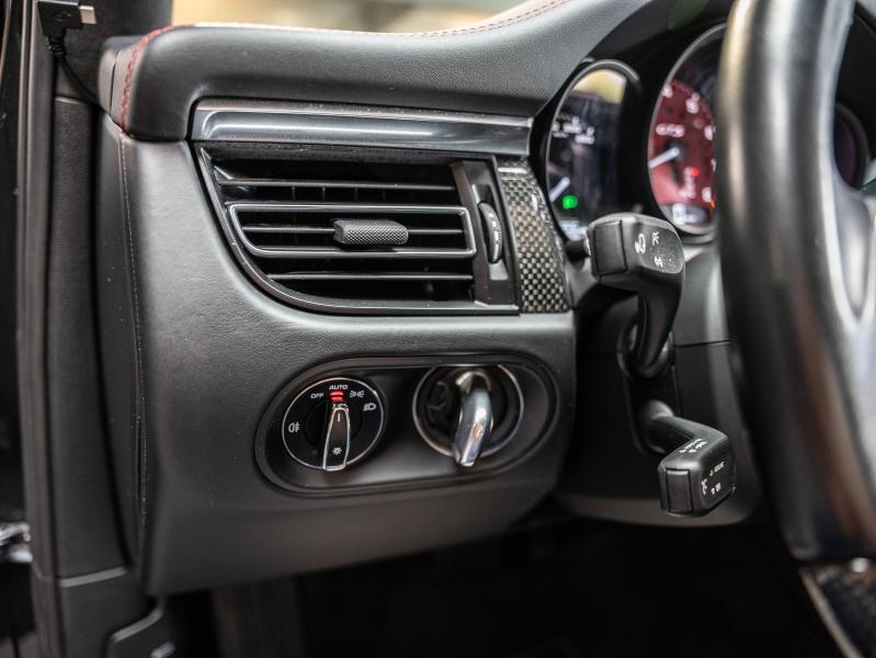 Voitures occasions PORSCHE MACAN GTS Champagne-au-Mont-d'Or