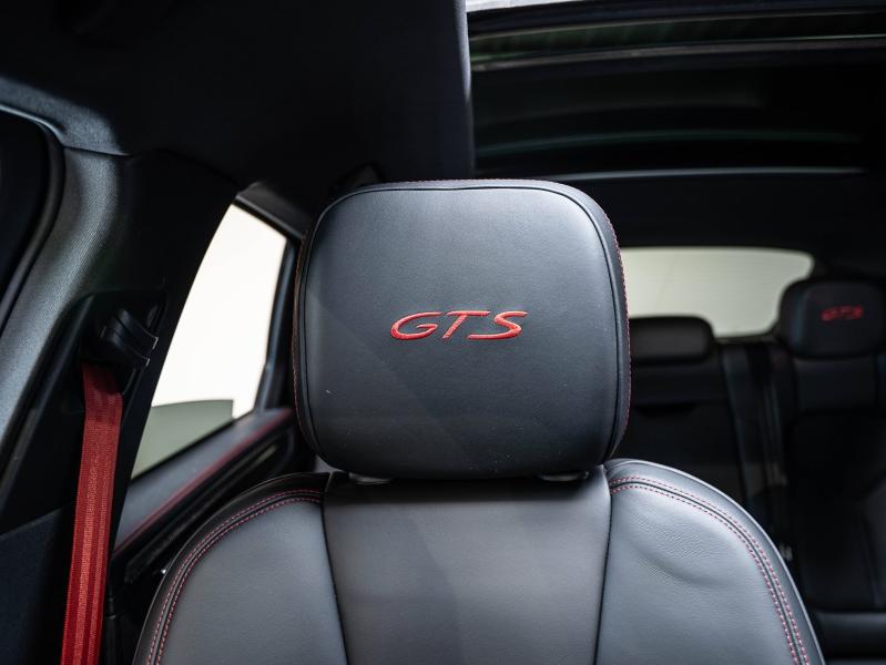 Voitures occasions PORSCHE MACAN GTS Champagne-au-Mont-d'Or