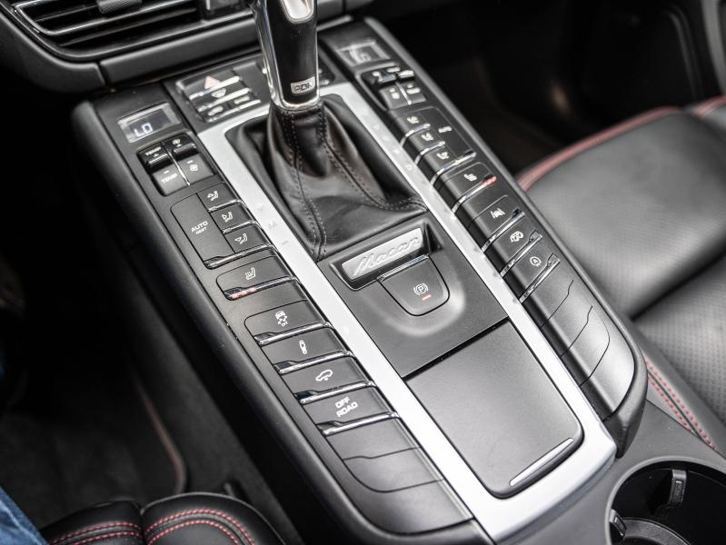 Voitures occasions PORSCHE MACAN GTS Champagne-au-Mont-d'Or