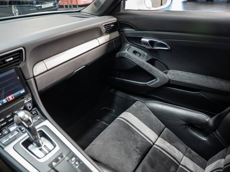 Voitures occasions PORSCHE 911 Coupe GT3 Champagne-au-Mont-d'Or