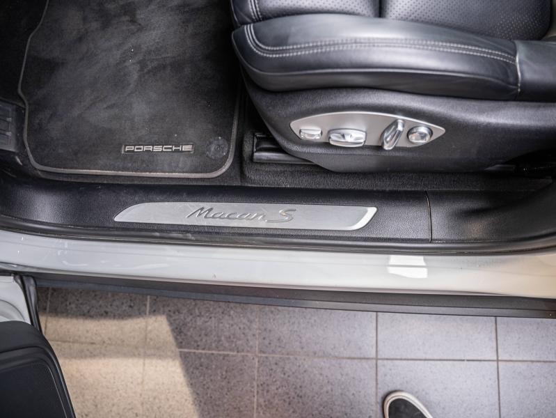 Voitures occasions PORSCHE MACAN S Champagne-au-Mont-d'Or